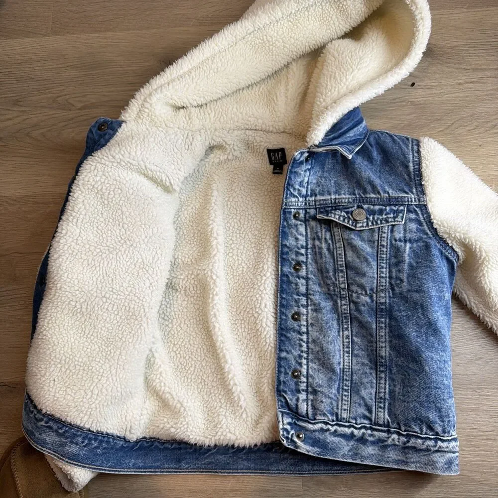 Gap Kids Sherpa-Lined Denim Jacket, M